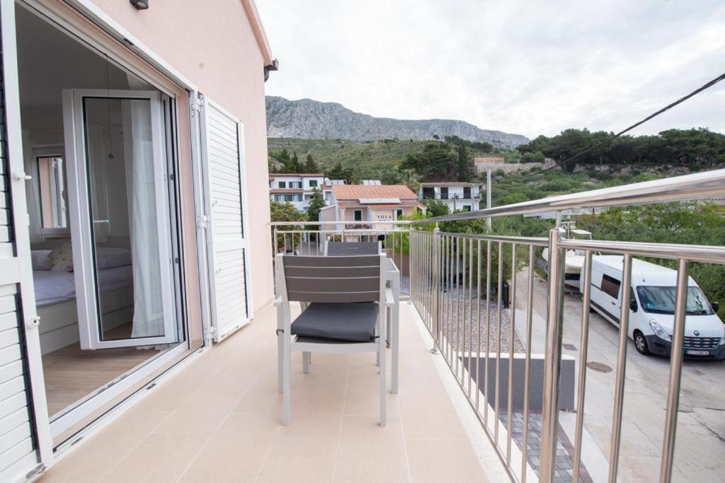 Charming Apartments Duce Omiš Kültér fotó